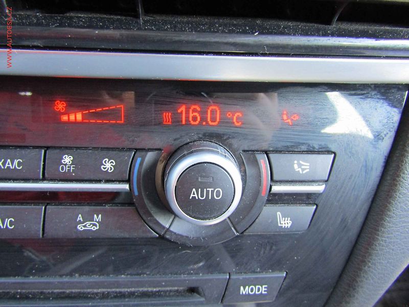 BMW X5 (2014) 3.0D xDrive30d, ČR, AT, bixen - fotka 21 z 25