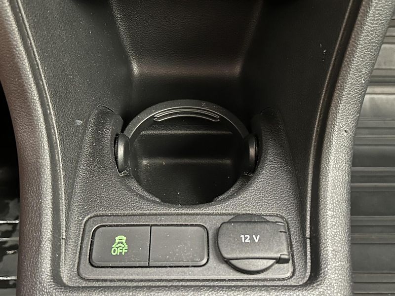 Škoda Citigo 1.0 MPI Elegance - fotka 16 z 24