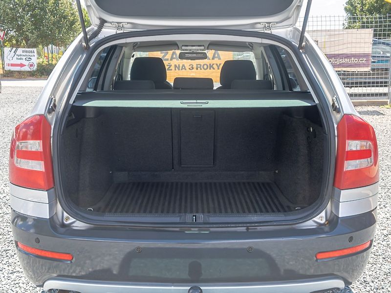 Škoda Octavia (2007) ČR 2.0TDI 103KW 2x KOLA– SCOUT - fotka 31 z 44