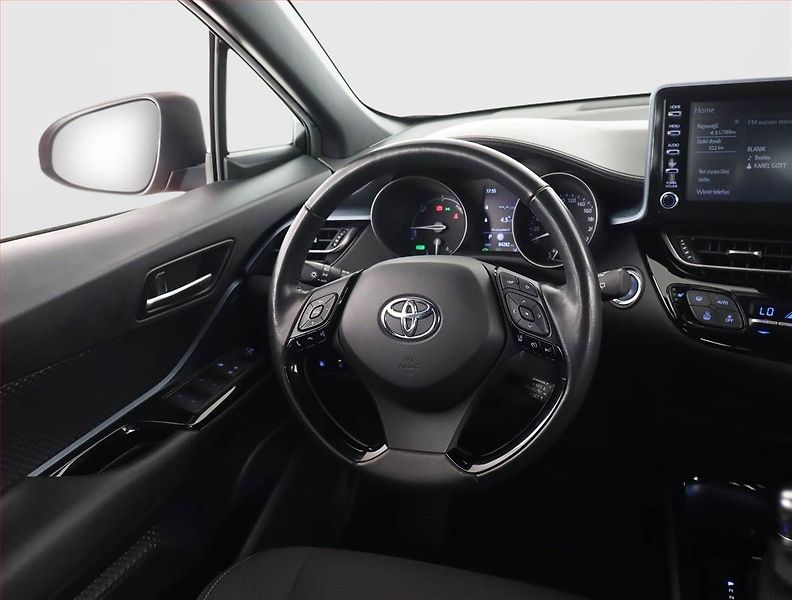Toyota C-HR (2021) Style 1.8 Hybrid - fotka 7 z 22