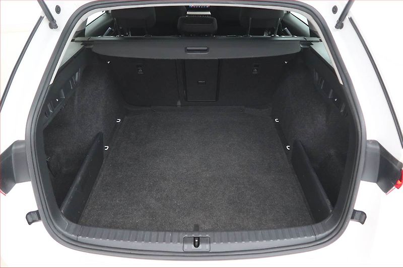 Škoda Octavia (2021) Style 1.5 TSI, Serv.kniha - fotka 13 z 16