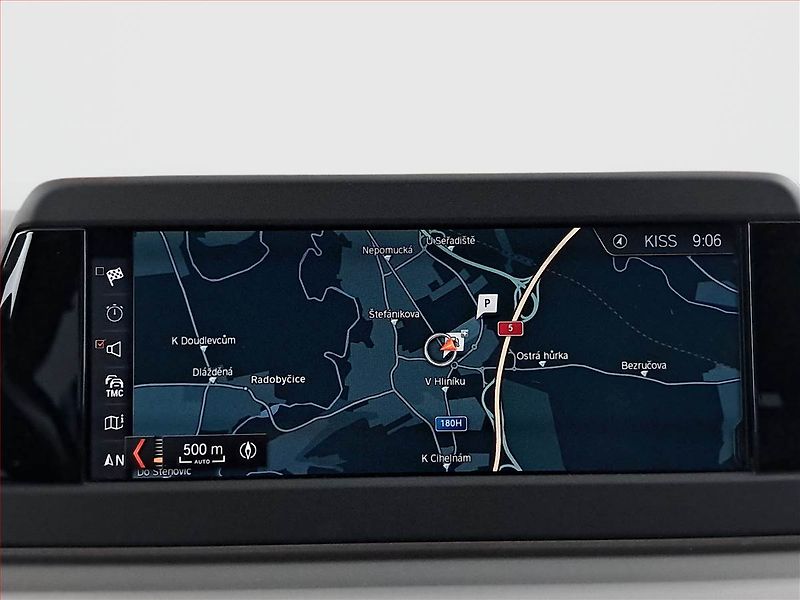 BMW Řada 5 (2017) 520d, Automat, Kůže, Navi - fotka 18 z 26