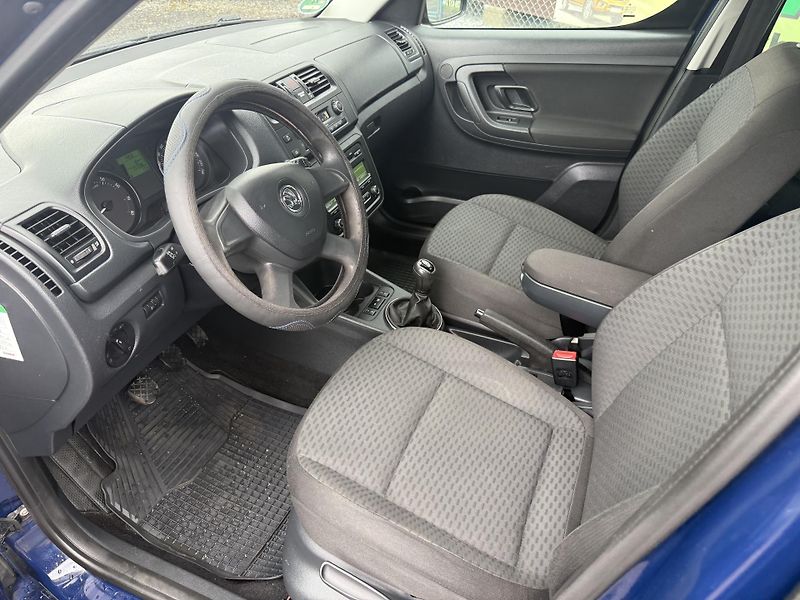 Škoda Roomster 1,2TSI AUT. KLIMATIZACE - fotka 8 z 21