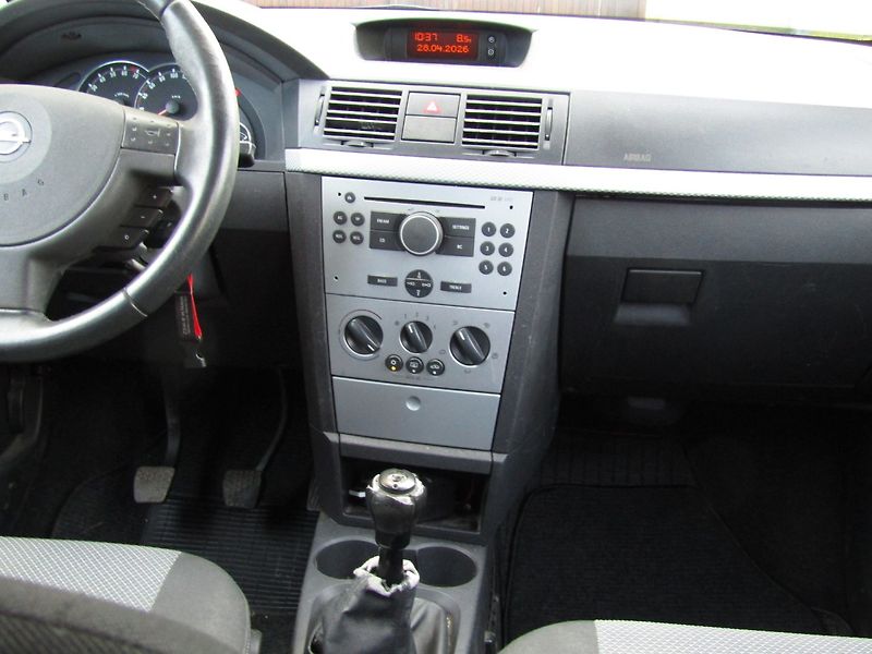 Opel Meriva (2006) 1.6 16v KLIMA FUNKČNÍ - fotka 17 z 32
