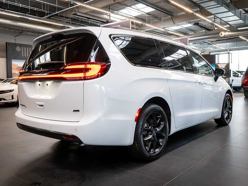 Chrysler Pacifica (2026) 3.6 Select AWD, 360 Cam 2x LCD - fotka 8 z 35