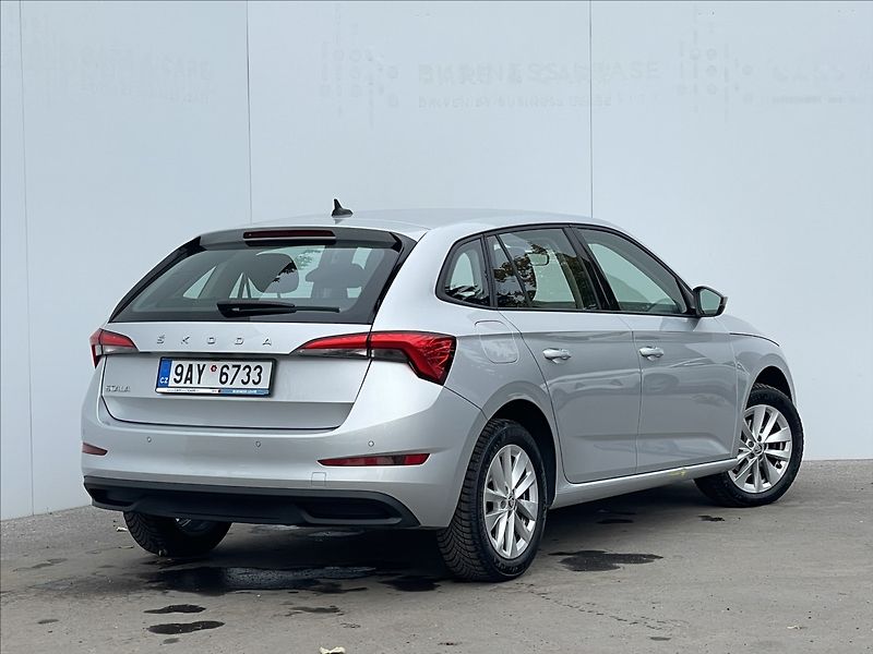 Škoda Scala 1,0 TSI Ambition Plus LED+PDC - fotka 3 z 24