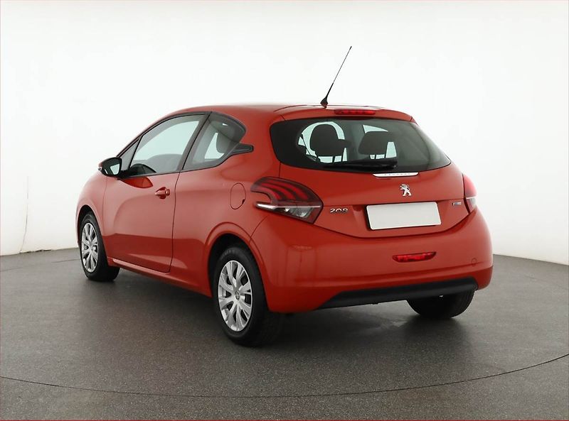 Peugeot 208 (2016) 1.2 PureTech, Serv.kniha - fotka 4 z 15