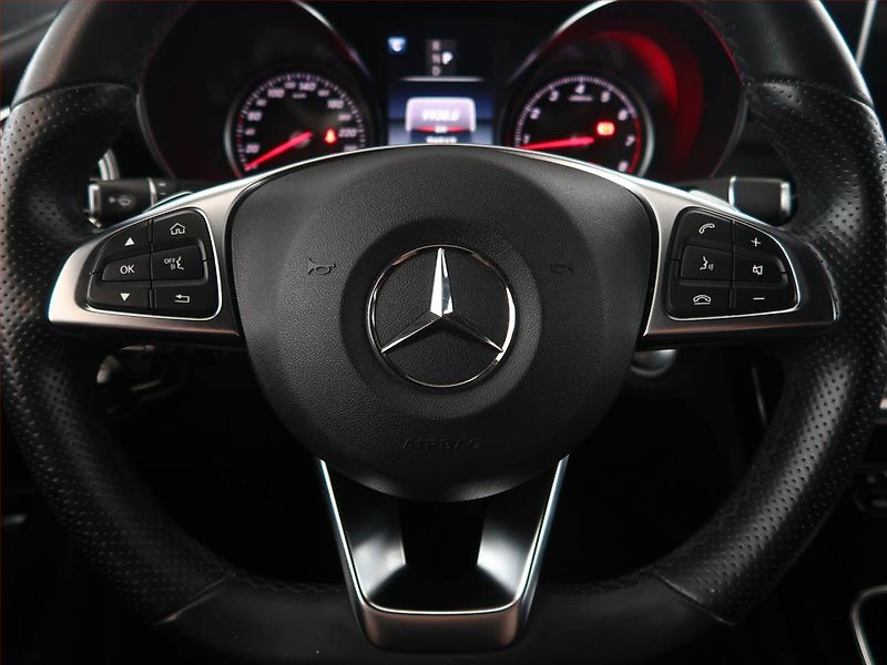 Mercedes-Benz GLC (2018) AMG line 250 - fotka 16 z 25