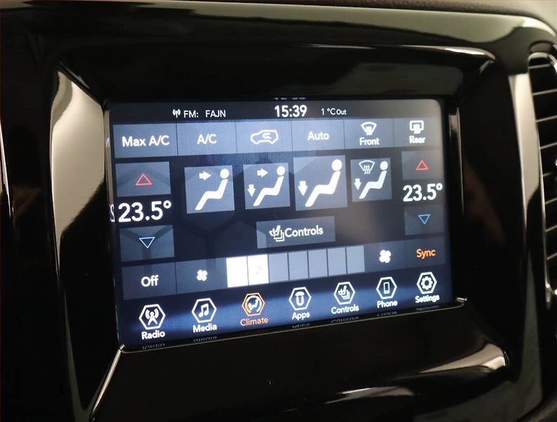 Jeep Compass (2019) 1.4 MultiAir, 4X4, Automat - fotka 22 z 25