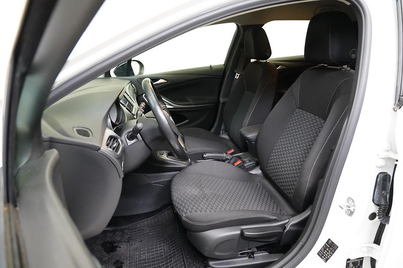 Opel Astra - fotka 10 z 22