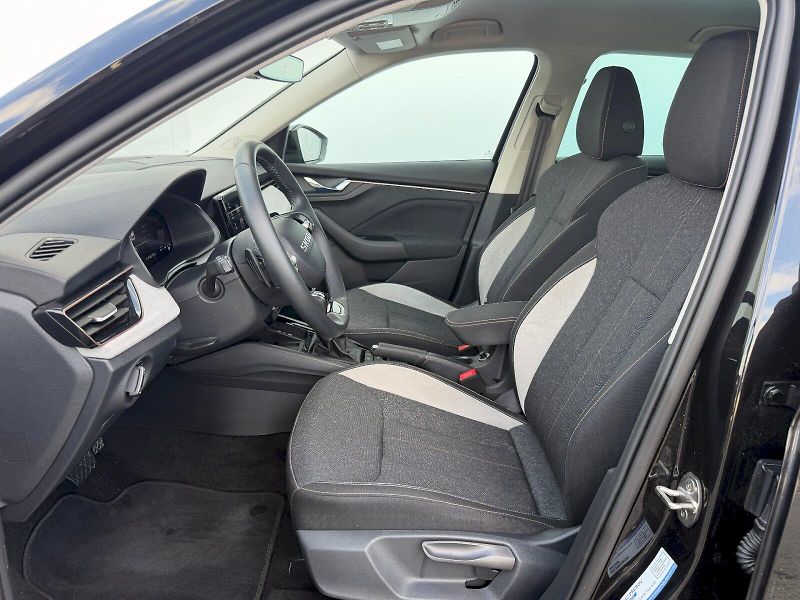Škoda Kamiq (2025) 1.0 TSI 85kW DSG Top Selection - fotka 5 z 35