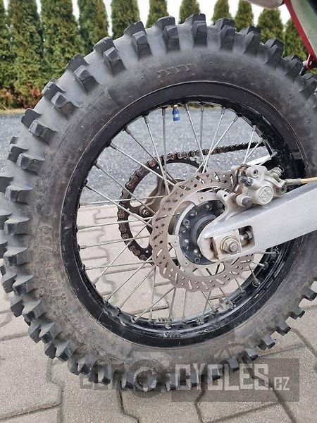 AJP PR5 250 Enduro (2014) - fotka 5 z 15