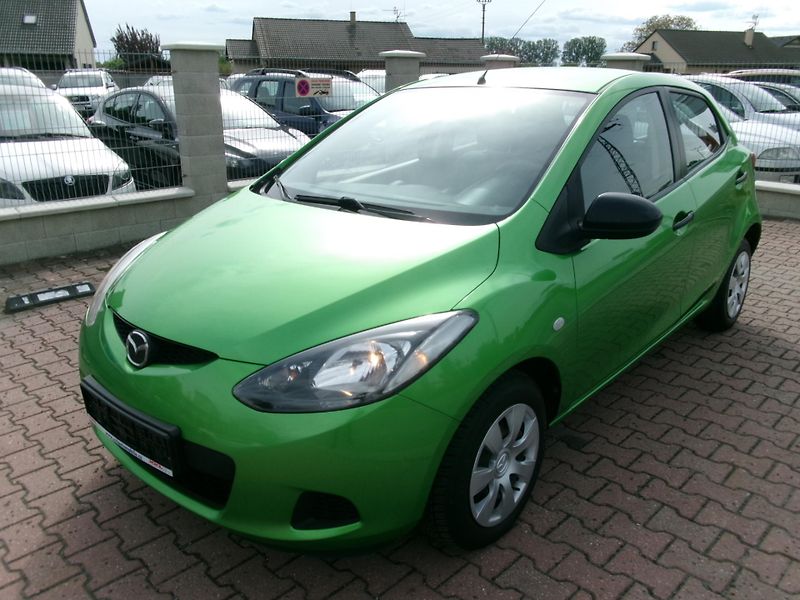 Mazda 2 (2008) 1,3i KLIMA WEBASTO - fotka 2 z 29