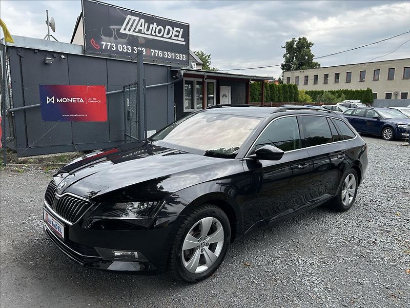 Škoda Superb 2,0 TDi DSG  BIXEN NAVI 1xMaji - fotka 2 z 50