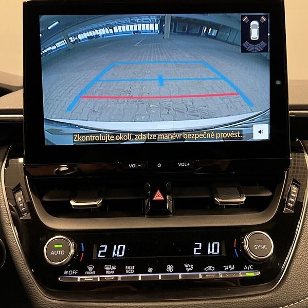 Toyota Corolla 2.0 Hybrid AT GR SPORT DYNAMIC - fotka 6 z 17