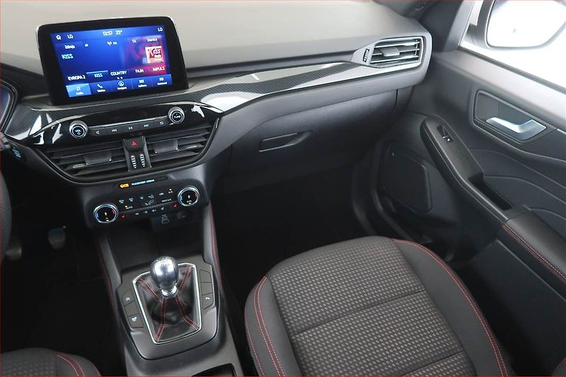 Ford Kuga (2023) ST-Line 1.5 EcoBoost - fotka 8 z 12