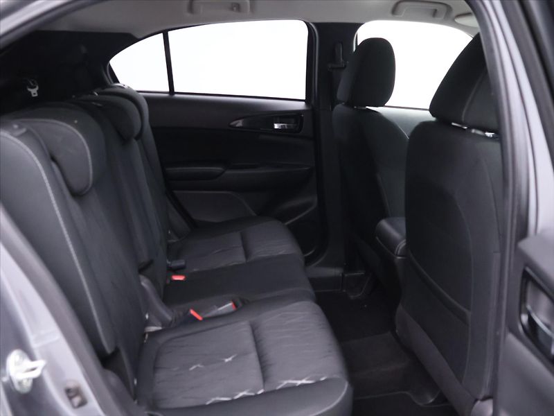 Mitsubishi Eclipse Cross 1,5 T-MIVEC 120kW Aut.klima - fotka 13 z 31