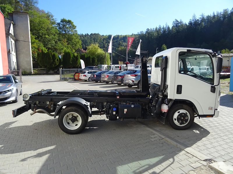 Isuzu M27 (2026) 3,0L, hákový nosič kontejnerů - fotka 10 z 35