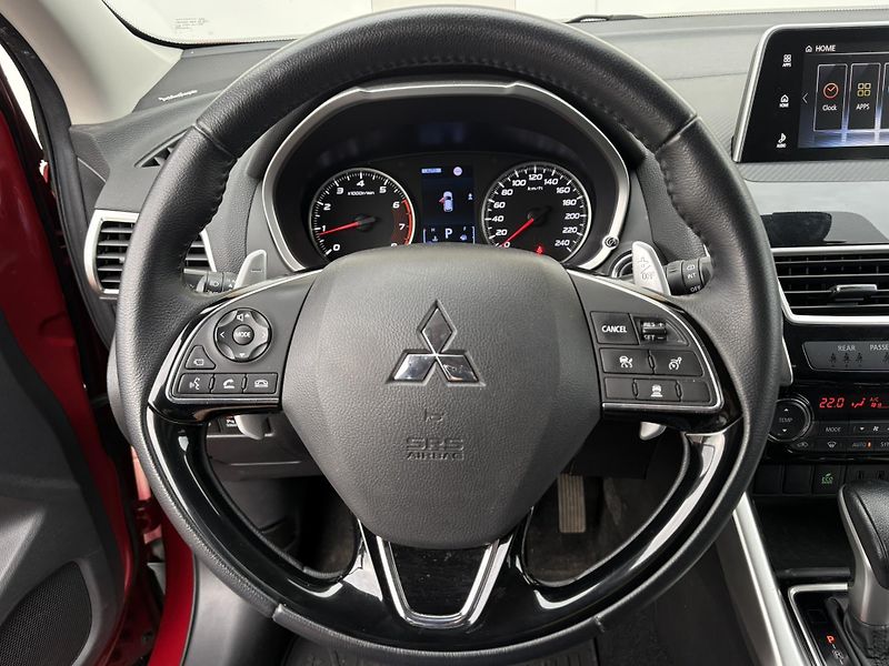 Mitsubishi Eclipse Cross 1.5 TURBO 4WD CVT INSTYLE+ - fotka 17 z 25