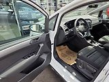 Volkswagen Touran (2026) 1.5 TSI DSG7 R-Line 7 míst - náhled 11