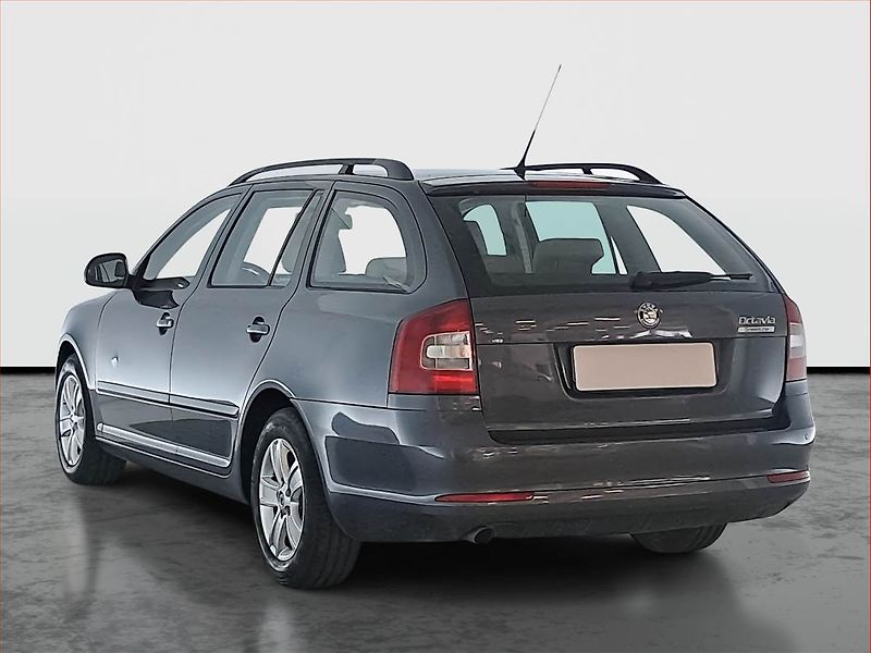 Škoda Octavia (2010) 1.6 TDI, dobrý stav - fotka 4 z 15