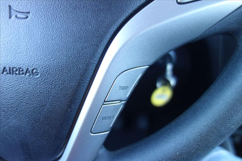Hyundai ix20 1,4 CVVT, ČR, KLIMATIZACE. - fotka 25 z 30