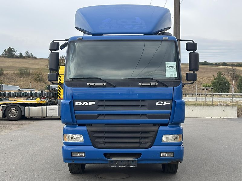 DAF FAR CF 85.430 6x2 EURO 3  - fotka 3 z 27