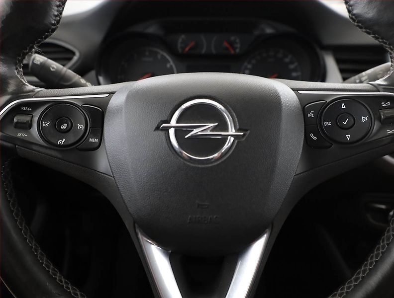 Opel Crossland X (2019) 1.2, ČR,1.maj, Tempomat - fotka 8 z 17