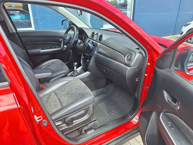 Suzuki Vitara (2019) ELEGANCE 1,4 BoosterJet 140k M - fotka 18 z 19
