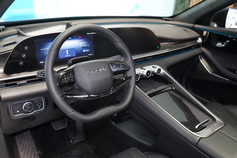 Omoda Ostatní 1.5 T-GDI 3DHT AWD PREMIUM - fotka 14 z 52
