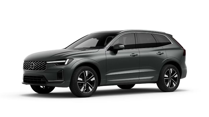 Volvo XC60 (2026) B5 PLUS - fotka 3 z 13
