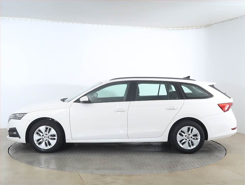 Škoda Octavia (2020) Ambition 2.0 TDI, Automat - fotka 3 z 20