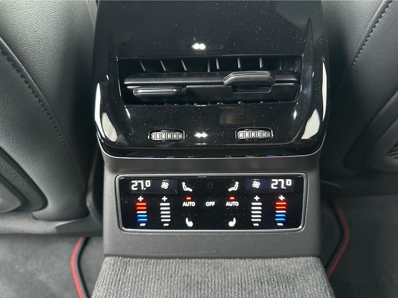 Audi A6 (2025) Avant e-hybrid quattro 270kW S - fotka 16 z 21