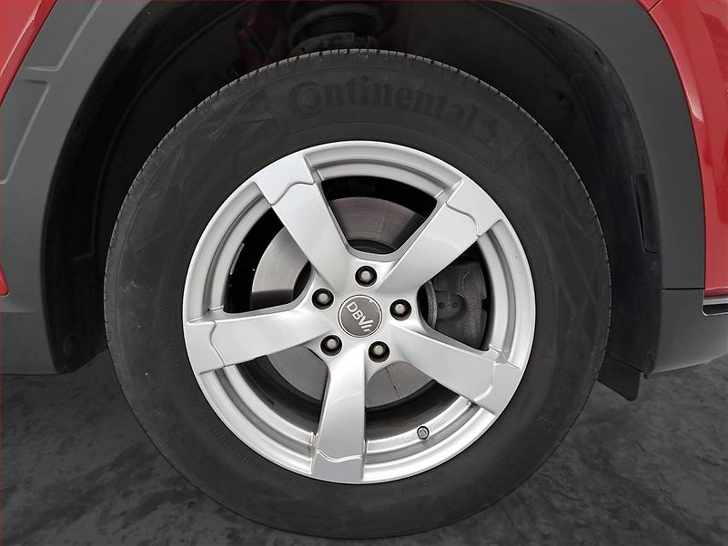 Hyundai Tucson (2021) 1.6 T-GDI - fotka 14 z 16