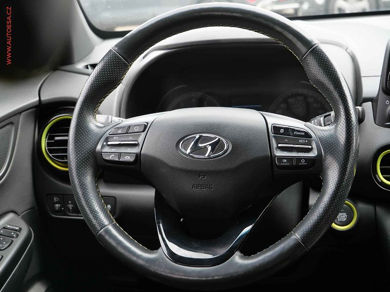 Hyundai Kona (2018) 1.0 TGDi, ČR - fotka 14 z 20