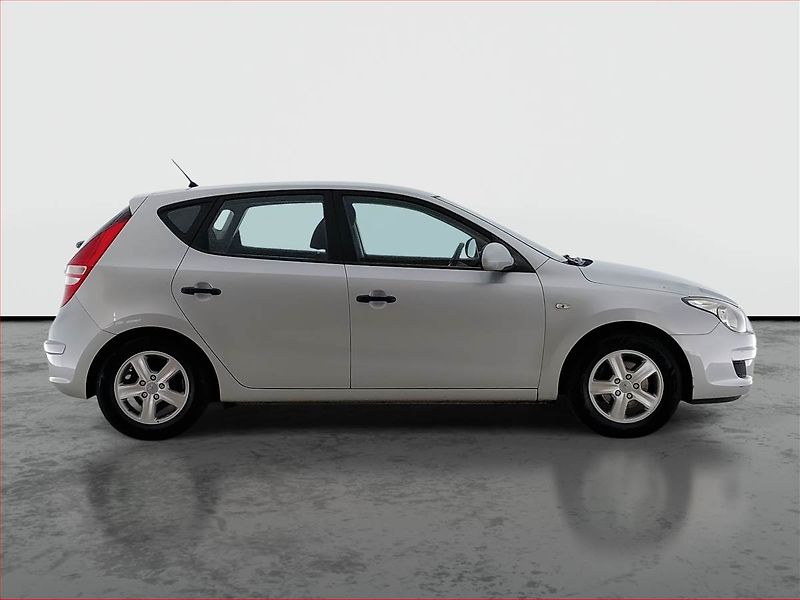Hyundai i30 (2009) 1.4 CVVT, Serv.kniha, po STK - fotka 6 z 15