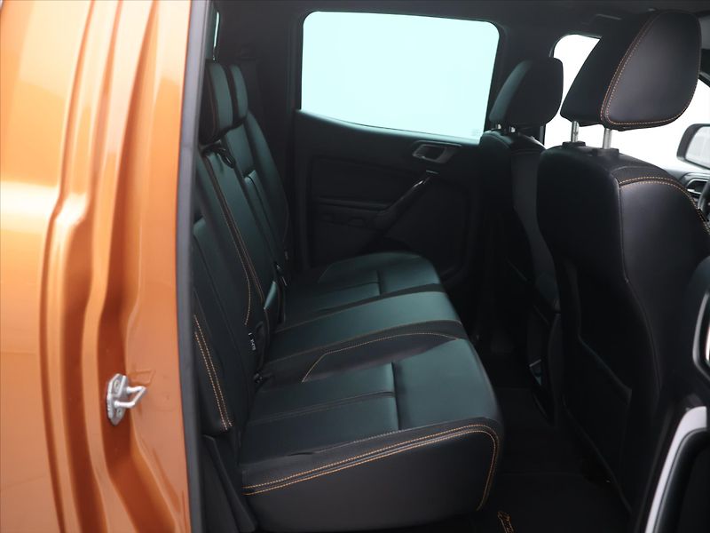 Ford Ranger 2,0 TDCI 156kW Wildtrak 4x4 - fotka 12 z 28