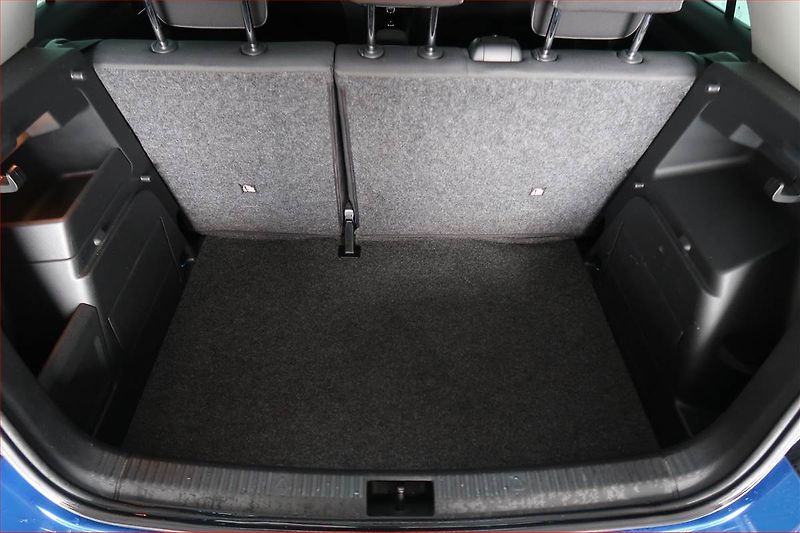 Škoda Fabia (2014) Style 1.2 TSI, Serv.kniha - fotka 13 z 18