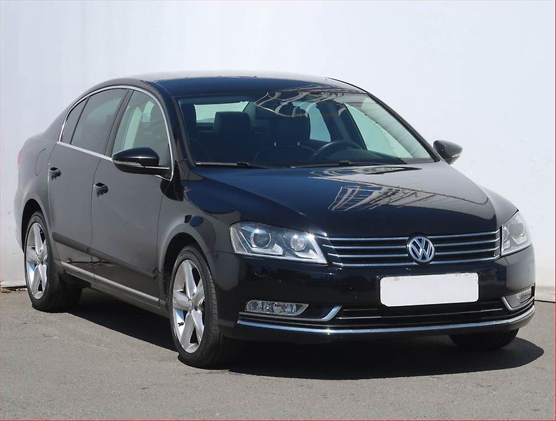 Volkswagen Passat (2012) Highline 2.0 TDI, 4X4 - fotografie inzerátu