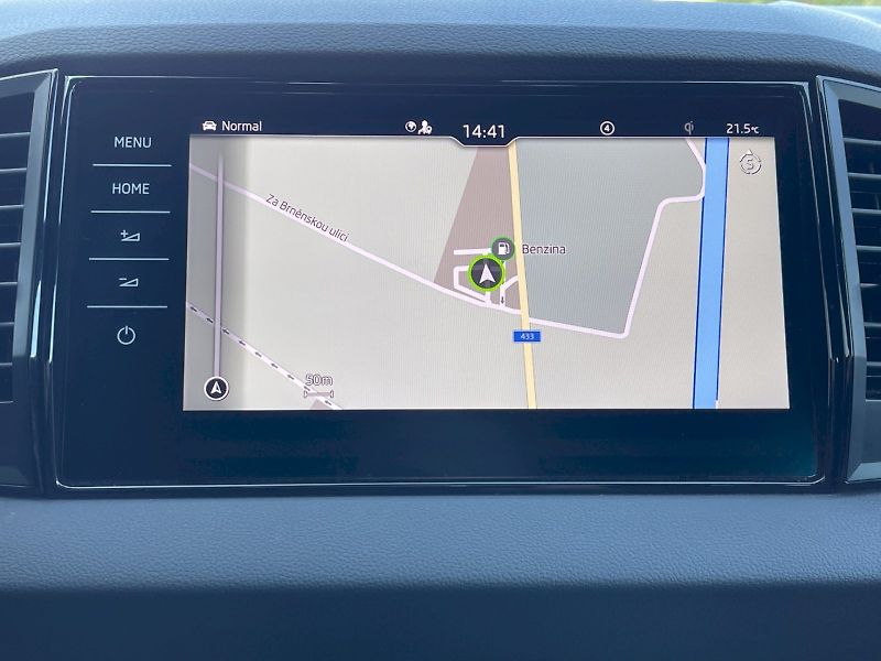 Škoda Karoq (2024) 2.0 TSI 140kW SportLine DSG 4x - fotka 14 z 35