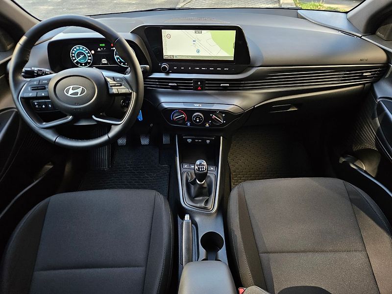 Hyundai i20 1,0 T-GDi 66kW, GO Plus! MR26 - fotka 13 z 32
