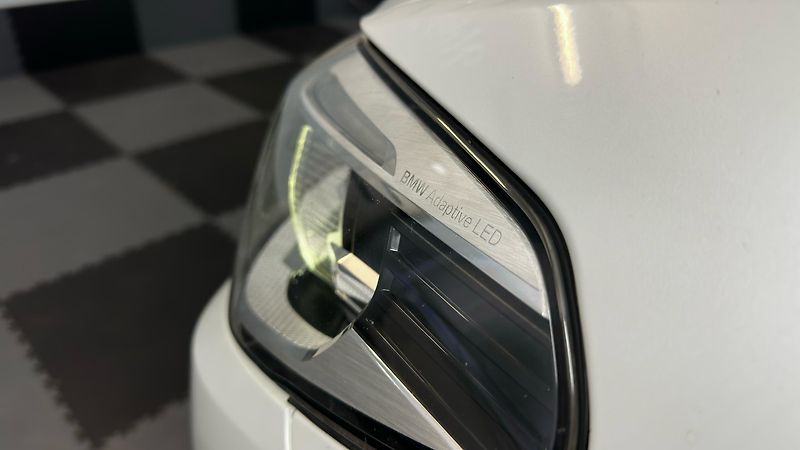 BMW Řada 5 XDIRVE/SPORT LINE/2 SADY GUM - fotka 14 z 55