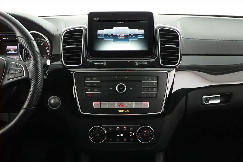 Mercedes-Benz GLE (2016) AMG line 400 4MATIC - fotka 9 z 27