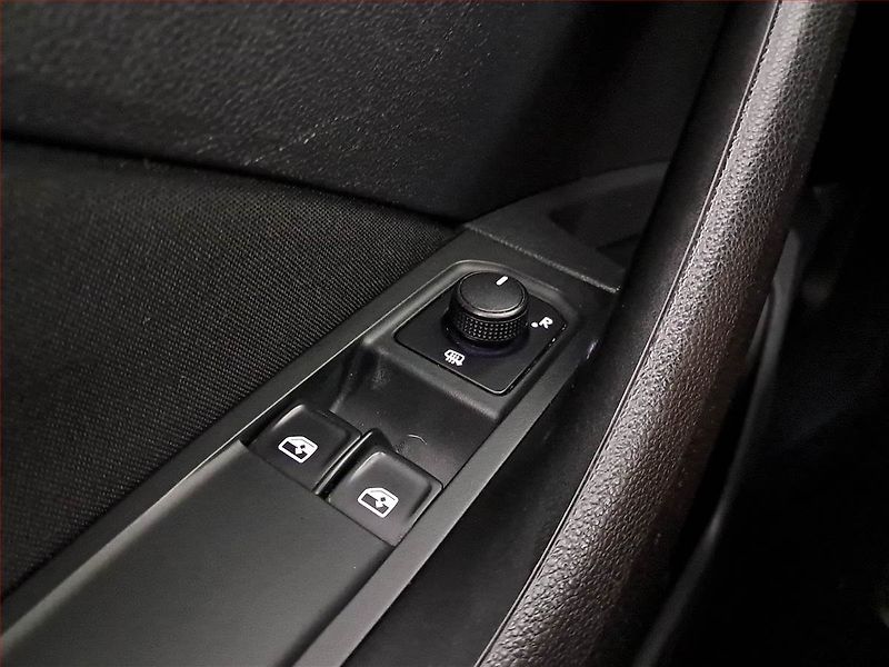 Škoda Scala (2019) 1.6 TDI, Tempomat - fotka 17 z 17
