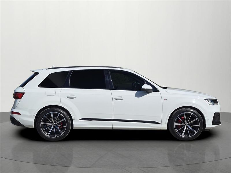 Audi Q7 3,0 50 TDI S-LINE ČR - fotka 8 z 33