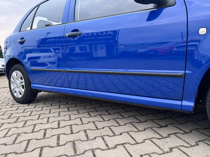 Škoda Fabia (2005) 1,2 HTP 40 KW STK - fotka 18 z 47