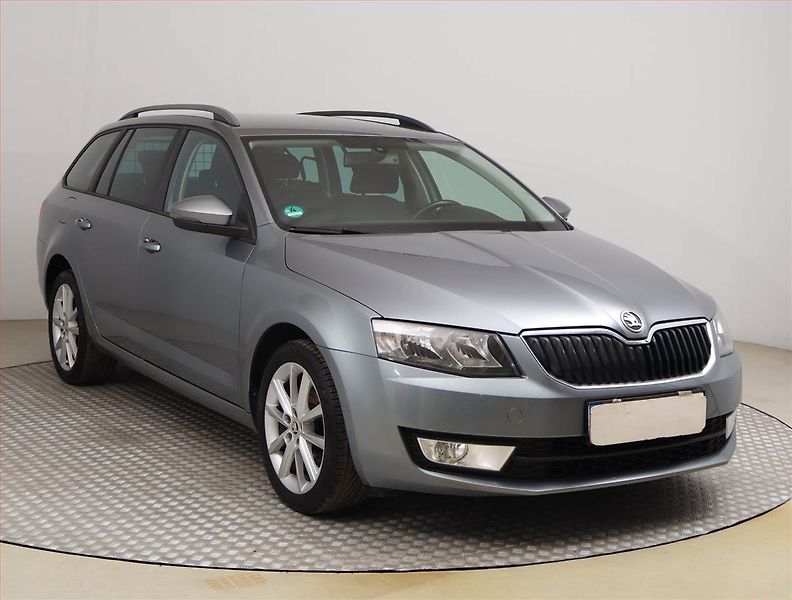 Škoda Octavia (2013) Ambition 1.2 TSI, Serv.kniha - fotografie inzerátu