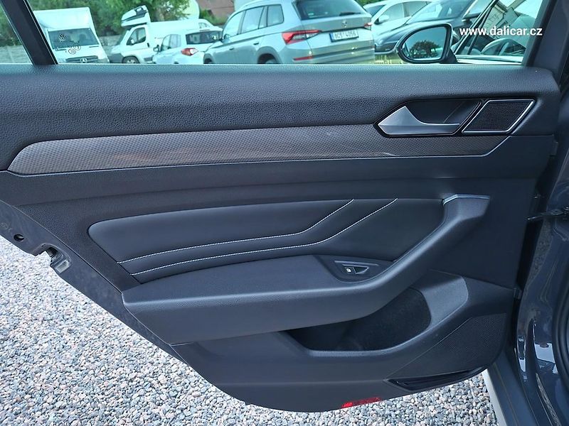 Volkswagen Passat Variant (2021) 2.0TDI 147kW ALLTRACK DSG 4X4 - fotka 44 z 56