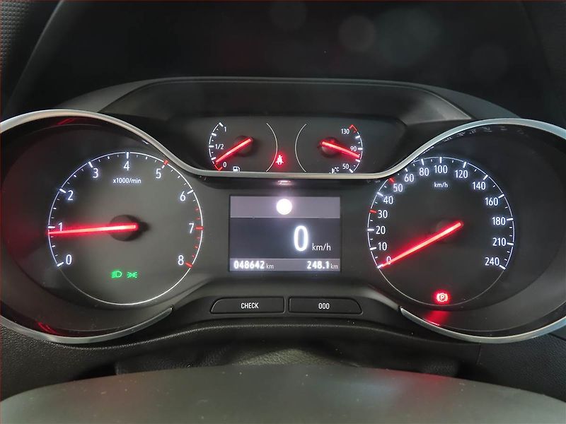 Opel Crossland X (2022) 1.2 Turbo, Serv.kniha - fotka 11 z 15