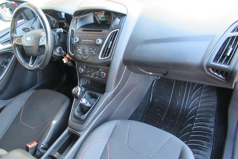 Ford Focus 1.0 92kW AUT. KLIMA  - fotka 18 z 22